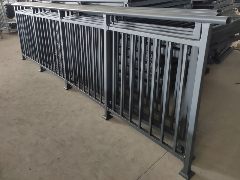 新型陽臺(tái)護(hù)欄 新型陽臺(tái)護(hù)欄