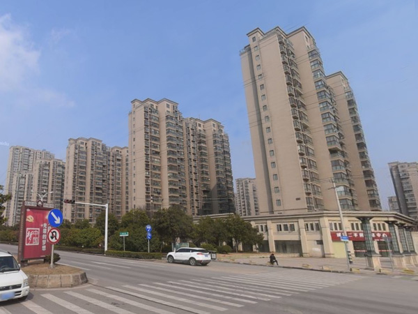 徐州城置國(guó)際花園小區(qū)陽(yáng)臺(tái)護(hù)欄、空調(diào)護(hù)欄案例 徐州城置國(guó)際花園小區(qū)陽(yáng)臺(tái)護(hù)欄、空調(diào)護(hù)欄案例