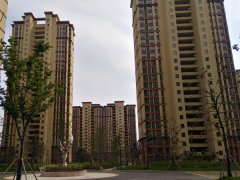 六安永安南苑小區(qū)定制定做陽(yáng)臺(tái)護(hù)欄、樓梯扶手案例 六安永安南苑小區(qū)定制定做陽(yáng)臺(tái)護(hù)欄、樓梯扶手案例