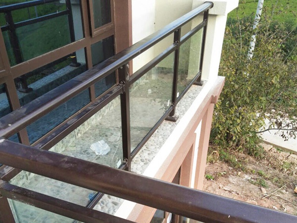 玻璃陽臺護欄4