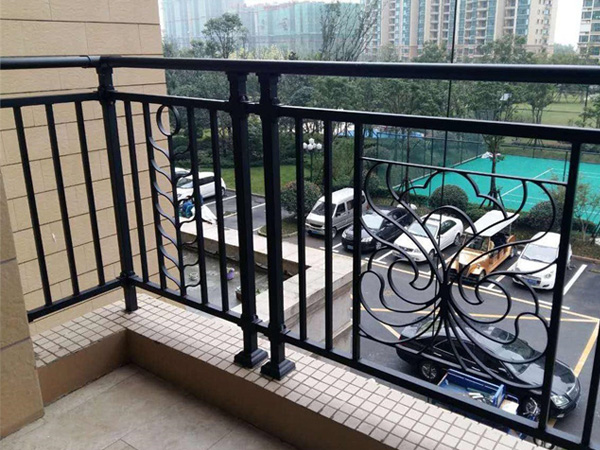 陽臺護欄代加工流程 陽臺護欄代加工流程