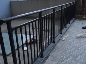 陽臺護欄什么材質的最結實？