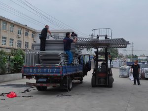 金用護欄2020年9月24日鋅鋼百葉窗發(fā)貨！