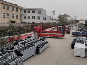 金用護欄2020年12月17日鋁合金百葉窗發貨！