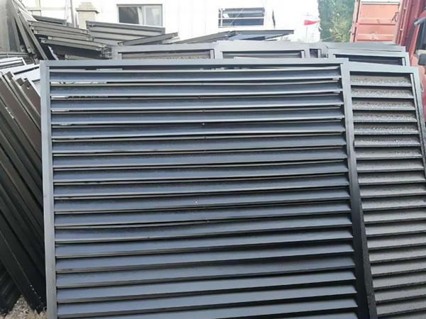 建筑百葉窗表面噴涂標準