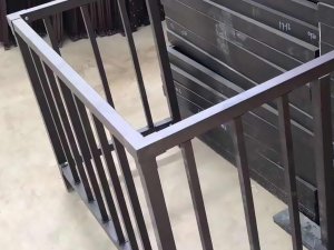 鋅鋼空調護欄和鋁合金空調護欄區別是什么? 鋅鋼空調護欄和鋁合金空調護欄區別是什么?