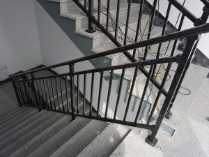 樓梯護欄用什么材質比較好？