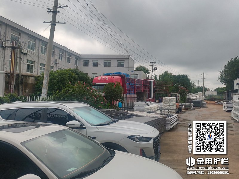 2024年7月15日鋅鋼陽臺護欄裝車發貨！