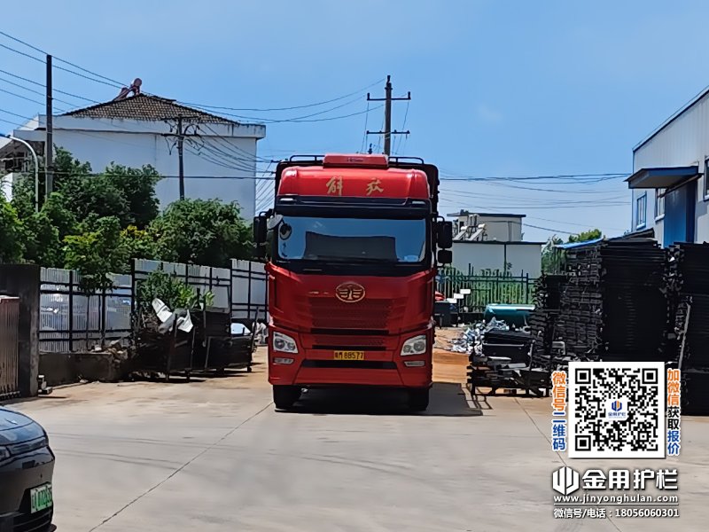 2026年7月9日鋅鋼圍墻護欄裝車發(fā)貨！
